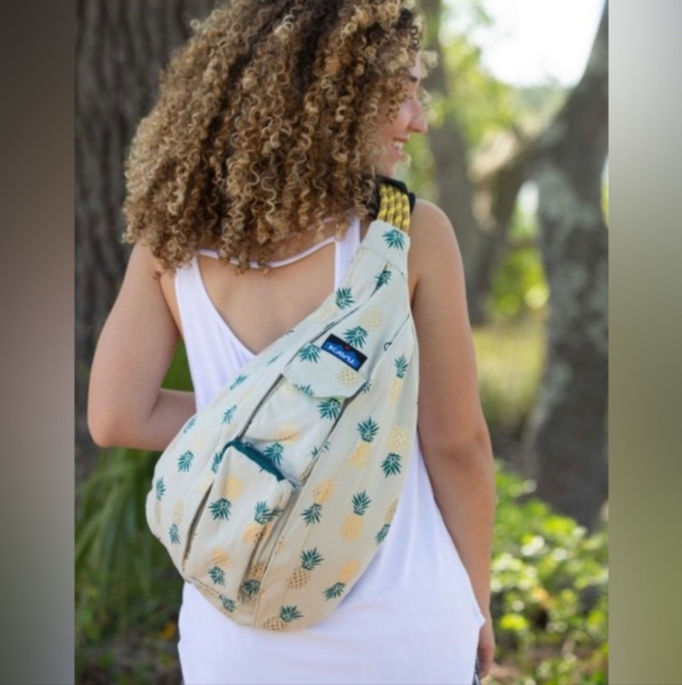 KAVU Women's Pineapple Print Crossbody Sling Bag in Cream - Picture 4 of 13